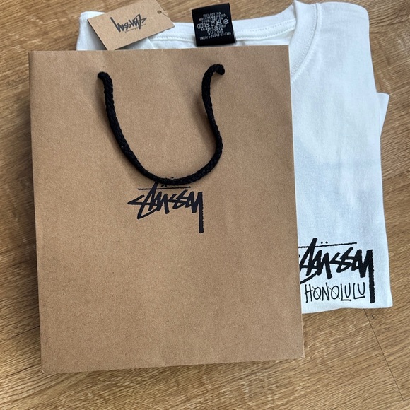 Exclusive Stussy Honolulu White Short Sleeve Tee - Picture 6 of 6